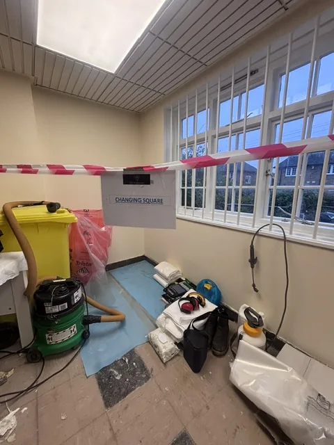 Asbestos floor tile and bitumen removal in Kentish Town